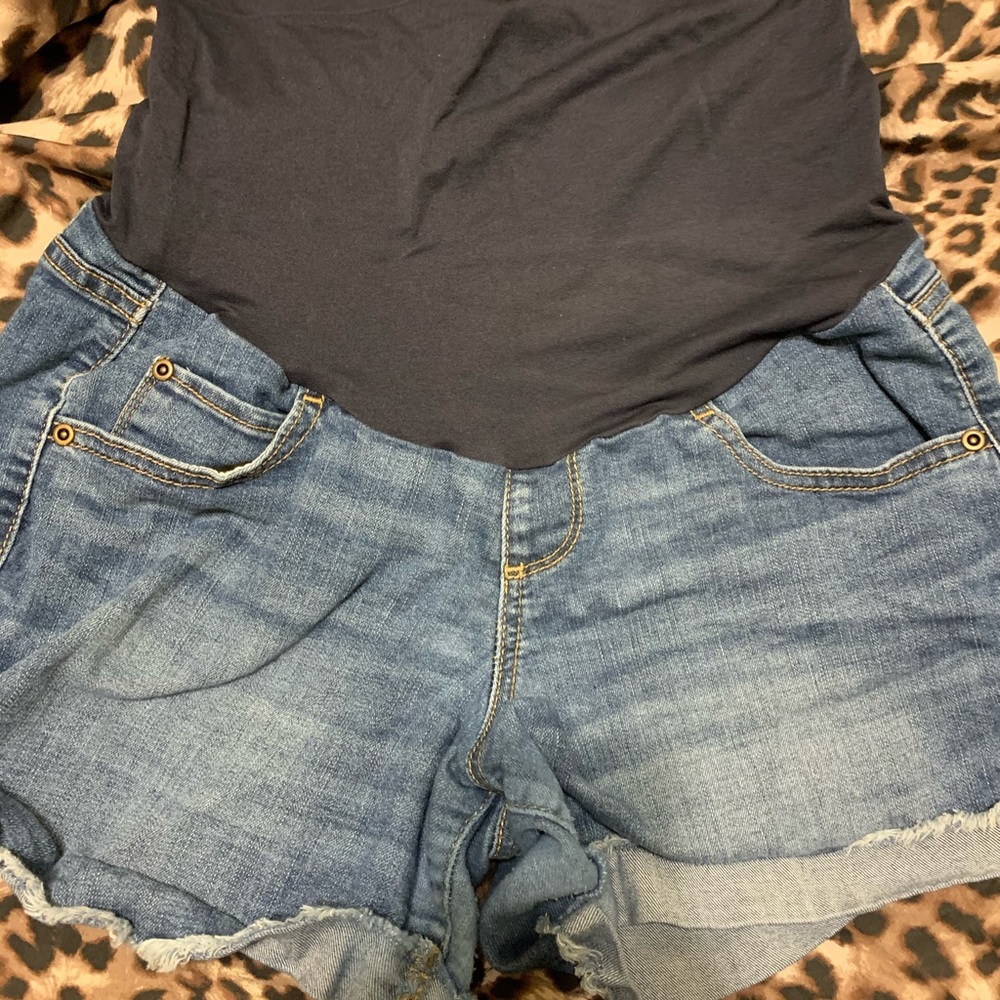Maternity Shorts | Raw Hem | 6